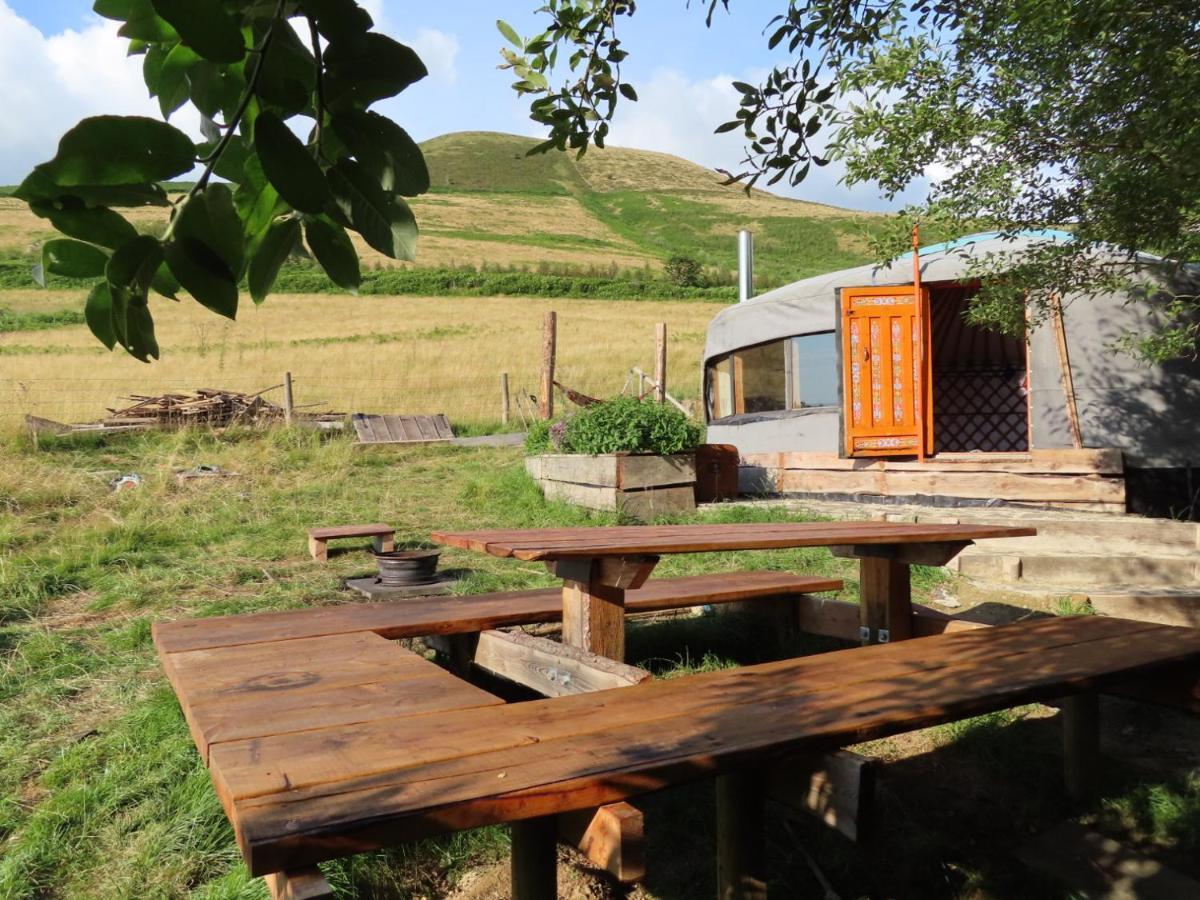 Fire Yurt Hotel Machynlleth Exterior photo